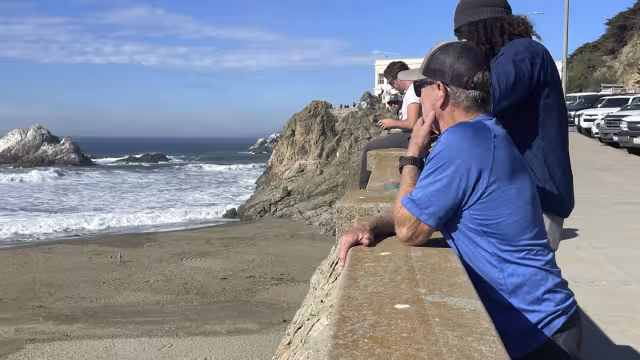 La costa de California recibió alerta de tsunami luego del terremoto.