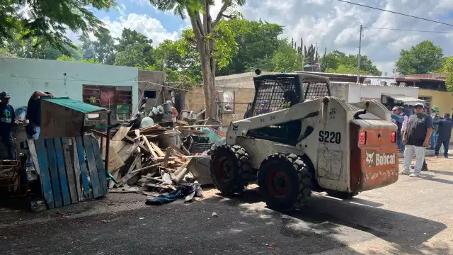 No es lo mismo guardar objetos que acopiar desechos que generan contaminación.