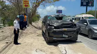 Carambola en el bulevar Colosio de Cancún deja un lesionado