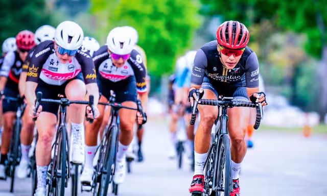 La campechana se impuso a una velocidad promedio de 37.6 kilómetros y un tiempo de 50 minutos, para sumar 30 puntos con sprints y lucir en California