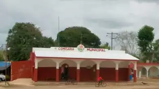 Tikuch alza la voz contra prestamistas que intimidan a familias