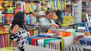 "No despegan": Ventas de útiles escolares siguen bajas en Campeche a días del regreso a clases