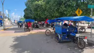  Niegan concesiones a mototaxis en Campeche   