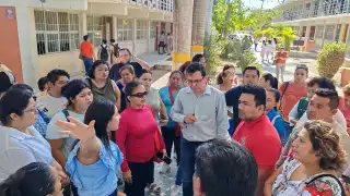 Edificio escolar con daños estructurales será evaluado por Protección Civil