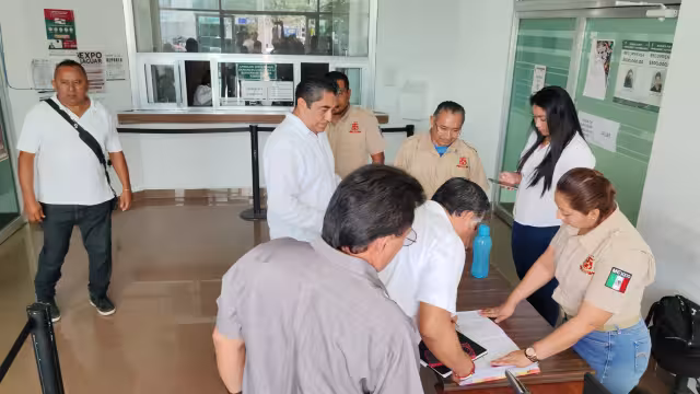 Sergio Flores Gutiérrez presentó una denuncia por calumnia ante la Fiscalía General del Estado