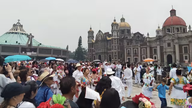 Cientos de yucatecos acudieron a la Basílica de Guadalupe