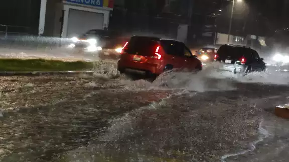 La tarde de ayer se registró una fuerte lluvia La tarde de ayer se registró una fuerte lluvia