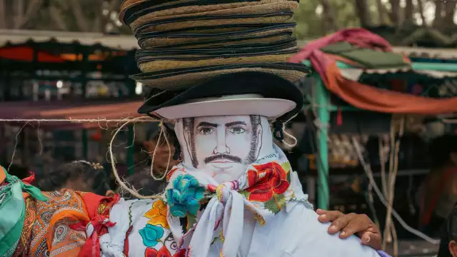 Nunkiní, Calkiní, se conserva la tradición ancestral del Caballero de Fuego y la Mestiza