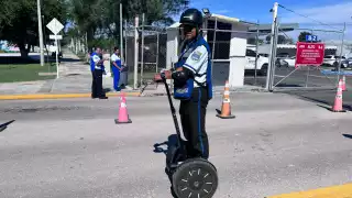 El Aeropuerto Internacional de Mérida modernizó su movilidad interna con scooters eléctricos.