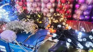 Comerciantes de Ciudad del Carmen viven crisis navideña; la venta cayó 50%