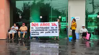   Jubilados acusan venganza de la Universidad de Carmen al no recibir pagos prometidos    