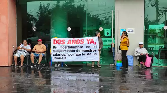 UNACAR no pagó las dos quincenas prometidas a jubilados sindicalizados, generando malestar