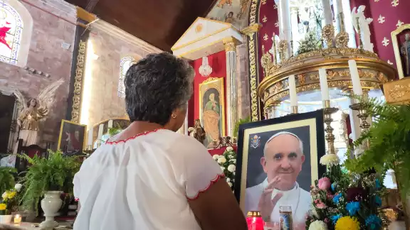 Carmelitas honran con fe y oración la partida del Papa Francisco