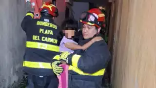 Rescatan a niña encerrada con llave en domicilio de Villas del Sol 
