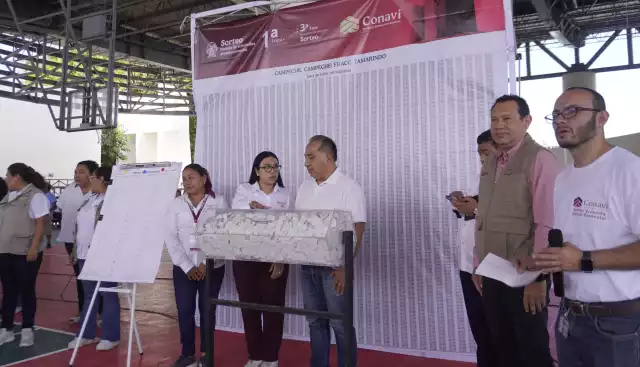Campeche proyecta 30 mil nuevas viviendas y récord en cosecha de arroz