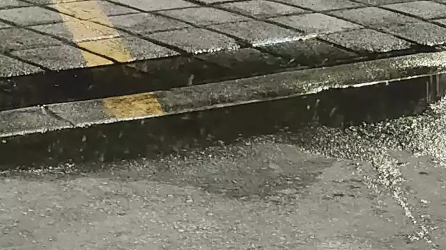 Compradores de la tienda aseguran que el problema lleva sucediendo desde tiempo atrás