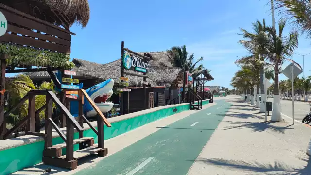 Los cocteleros del Malecón esperan incrementos significativos en ventas con la llegada de turistas en Semana Santa.