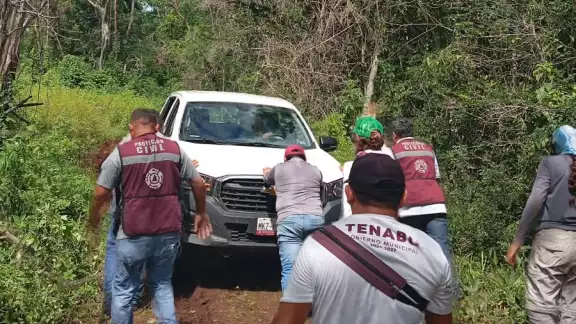 Rescatan a tres empleadas de la CONANP atrapadas en Los Petenes, Campeche