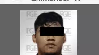 Jonathan llegó a la vivienda acompañado de su hermano,  ingresó al domicilio con un cuchillo y atacó directamente a la mujer