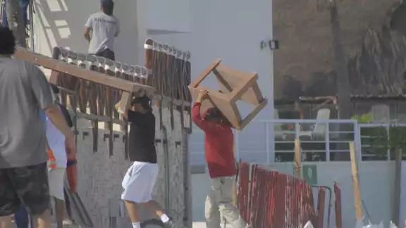 Quieren garantizarles también sus derechos humanos, con mejores oportunidades de vida Quieren garantizarles también sus derechos humanos, con mejores oportunidades de vida