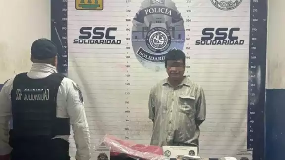 Además del arma se encontró un cargador y 44 cartuchos Además del arma se encontró un cargador y 44 cartuchos
