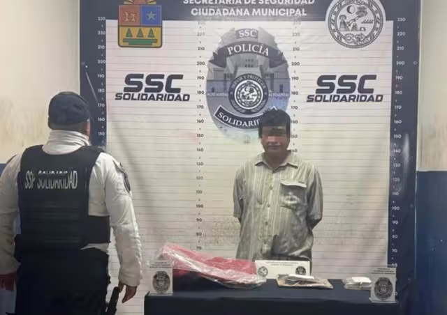 Además del arma se encontró un cargador y 44 cartuchos