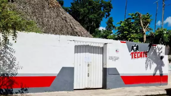 El enfrentamiento ocurrió en la cantina “Los Almendros”, ubicada en la calle 23 entre 16 y 18. El enfrentamiento ocurrió en la cantina “Los Almendros”, ubicada en la calle 23 entre 16 y 18.