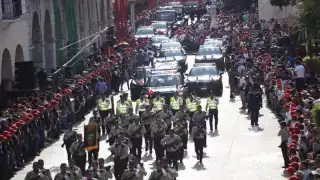 El desfile del 16 de septiembre se realiza en la Plaza Grande de Mérida