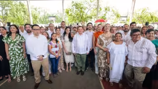El Gobernador de Yucatán entregó apoyos a las familias del estado.