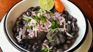 Algunos platillos que forman parte de gastronomía yucateca, tienen su origen en otras regiones del continente americano