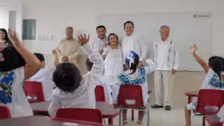 Gobierno de Yucatán fortalece la educación con visión de futuro