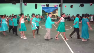 Padres de Yucatán gastarán hasta cinco mil pesos en la fiesta de graduación de la primaria de sus hijos