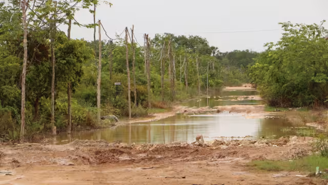 Tras semanas de devastación, residentes y autoridades trabajan para superar los estragos por las lluvias