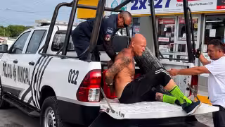 Detienen a extranjero tras disturbios en puente de Champotón
