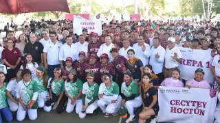 Joaquín Díaz Mena inaugura la fase final de los Juegos Deportivos Interbachillerato en Mérida