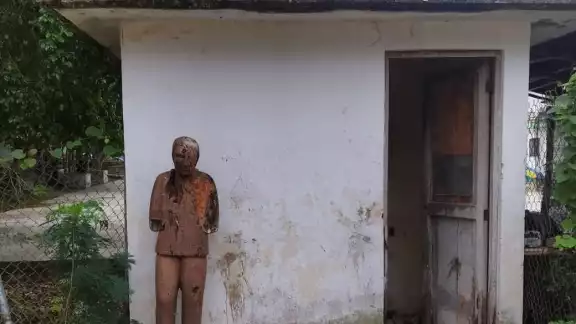La estatua fue colocada en la colonia Vicente Guerrero por primera vez en 1988 La estatua fue colocada en la colonia Vicente Guerrero por primera vez en 1988