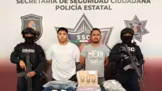 Detienen a cuatro sujetos por posesión de drogas y explosivos en  Chetumal