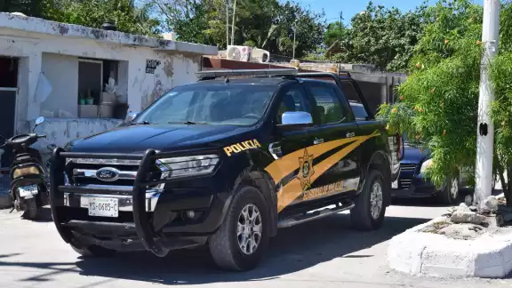 Dos hombres fueron detenidos y permanecerán ante la FGE Yucatán Dos hombres fueron detenidos y permanecerán ante la FGE Yucatán