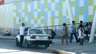 Las mujeres de Cancún deben tomar muchas precauciones al tomar unidades de taxis