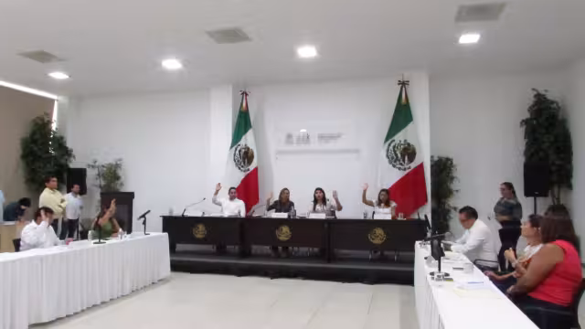 Palomea Congreso en comisiones el Consejo que gobernará Chichimilá en tanto se repite la elección