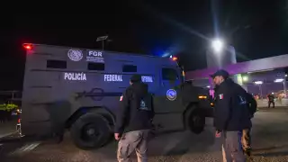 El detenido escuchó sus derechos al llegar a Toluca para después ser trasladado al penal del Altiplano.