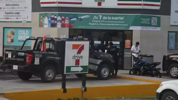 El atraco se registró durante la madrugada, en el establecimiento ubicado en la carretera a Cancún El atraco se registró durante la madrugada, en el establecimiento ubicado en la carretera a Cancún