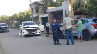 La  menor lesionada fue trasladada por paramédicos hasta el nosocomio