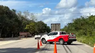 Turista canadiense fallece tras ser embestida por tráiler en carretera de Tulum