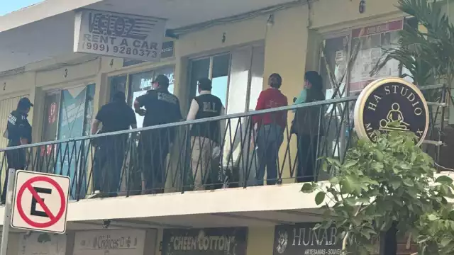 Clientes que buscaban contratar un tour turísticos hallaron al hombre sin vida