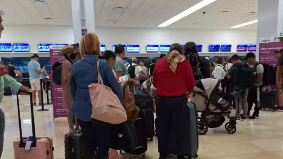 La huelga de pilotos se pospuso, por lo que no hay vuelos retrasados a causa de ello