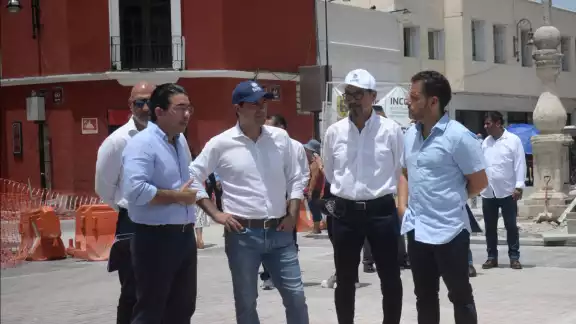 Mauricio Vila continúa la supervisión de las obras en Yucatán