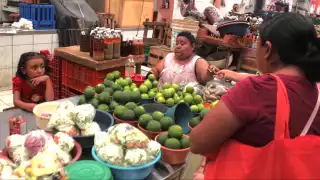 De acuerdo con el Coneval, en julio de 2025 el valor mensual de la canasta alimentaria se fi jó en 2 mil 453.34 pesos en zonas urbanas y en mil 856.91 en áreas rurales