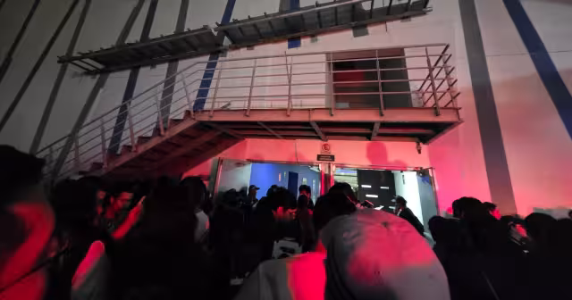 Evacúan Cinépolis Plaza Las Américas por falla en aire acondicionado durante funciones