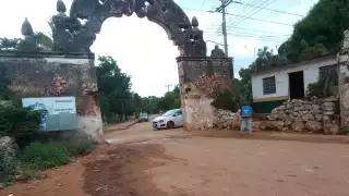 San Antonio Yaxche teme pérdida de patrimonio histórico: Arco Maya en riesgo